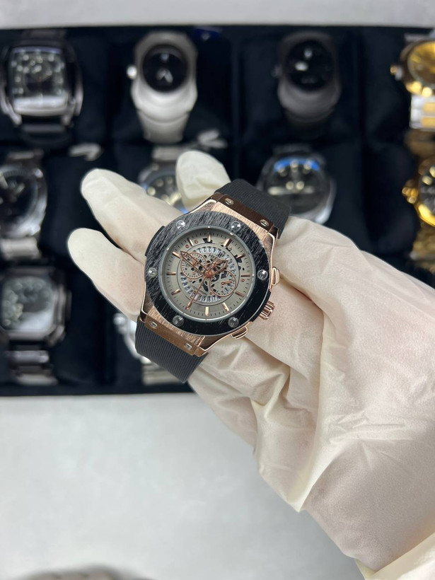 ساعت زنانہ هابلوت بند رابر طرح سه موتوره 💎HUBLOT