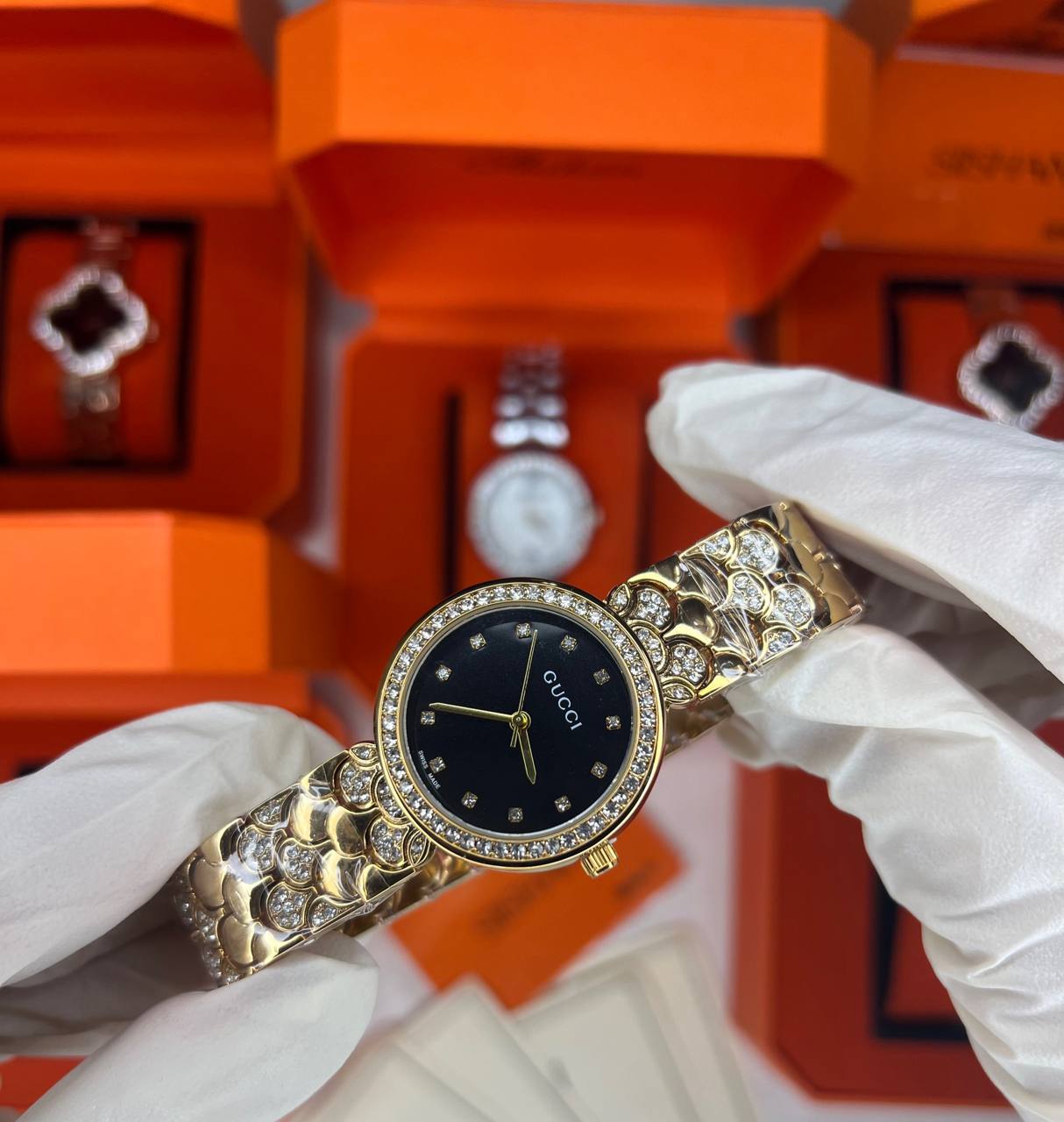 ساعت زنانه بند استیل تو پر مارک گوچی